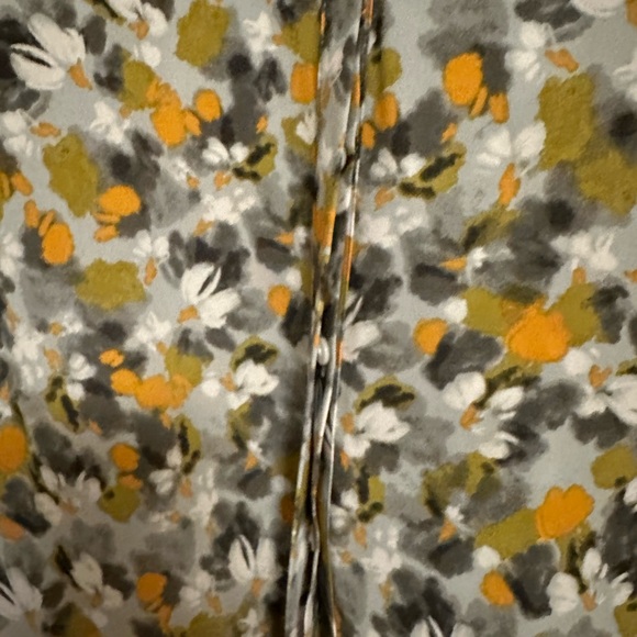 Like New Gray Floral Top by NYDJ, Size M. - Picture 4 of 6